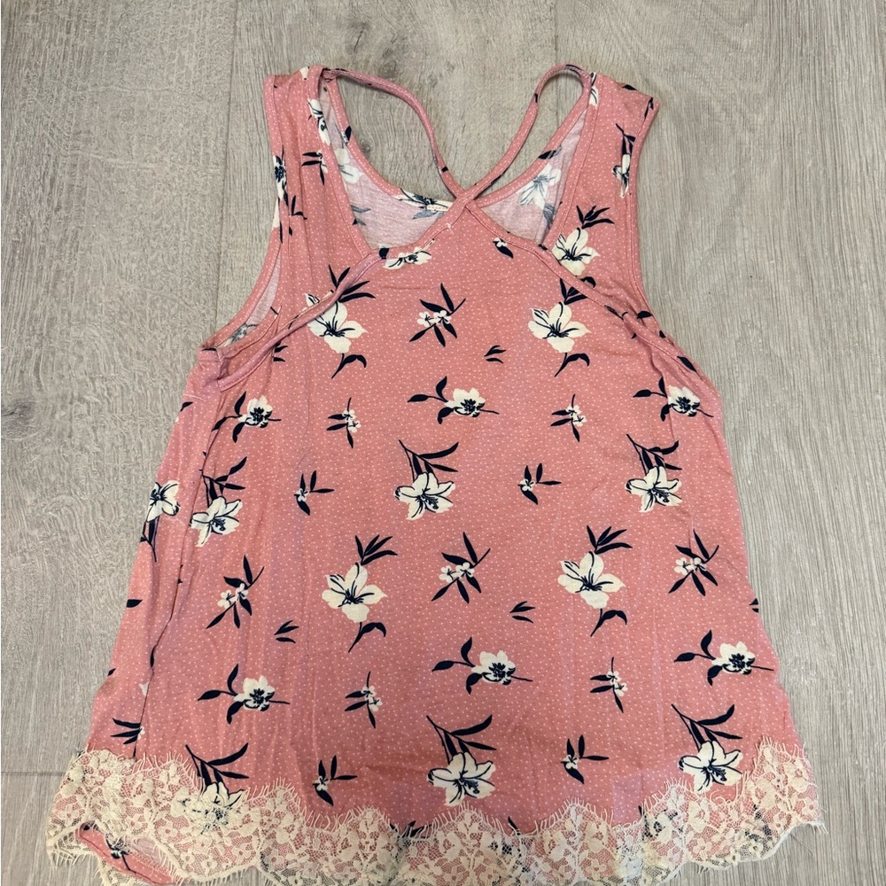 Floral Lace Trim Tank Top - Picture 6 of 6